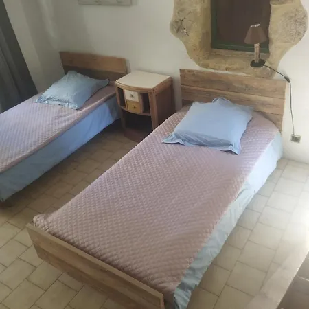 D Hotes De Virac Labastide-de-Virac